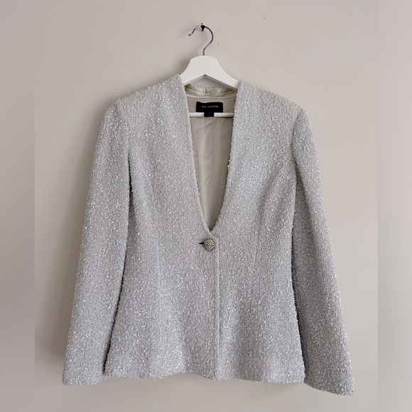 ST. JOHN JACKET AND SKIRT 2 PIECE SET SIZE 2 - Picture 1 of 8